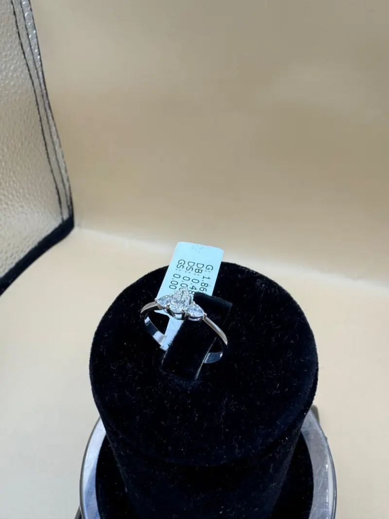 خاتم دمعه سلتير