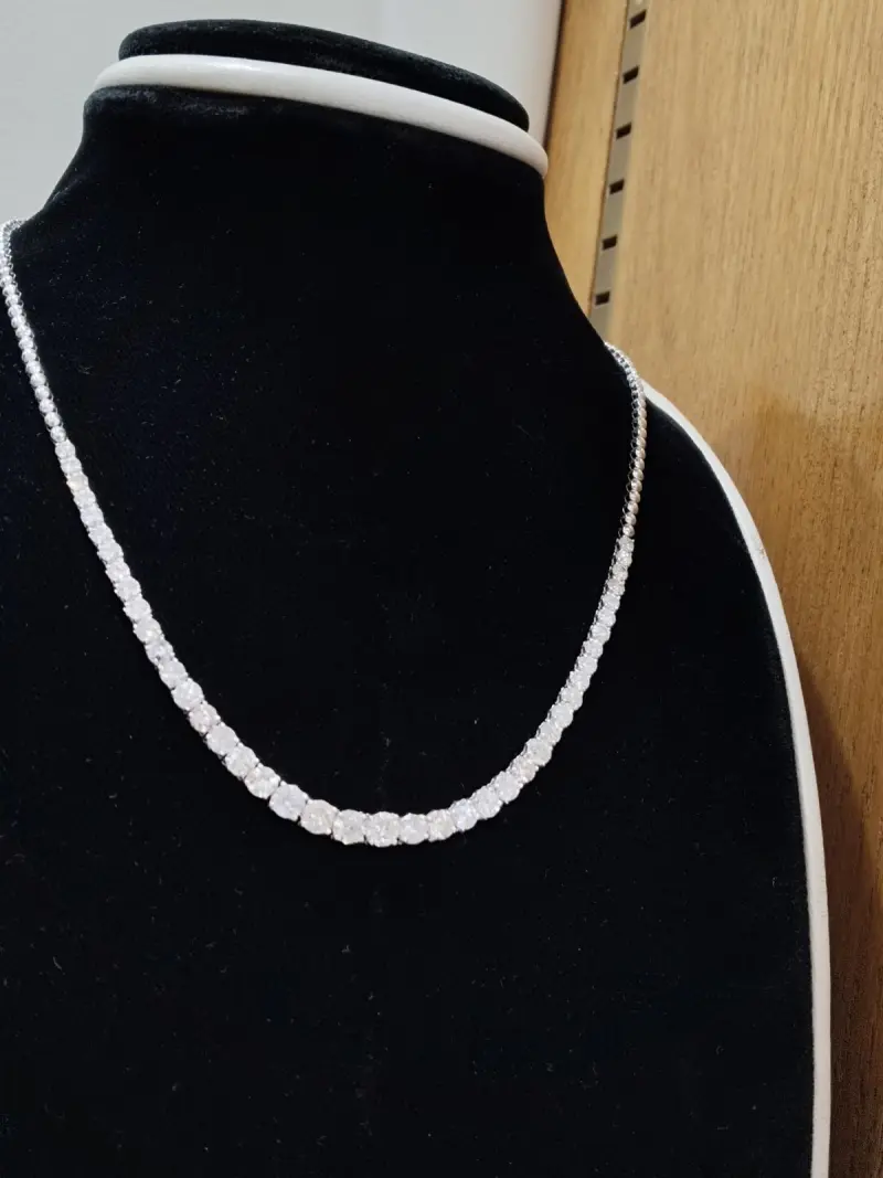 عقد الماس سلتير  حجر مدرج