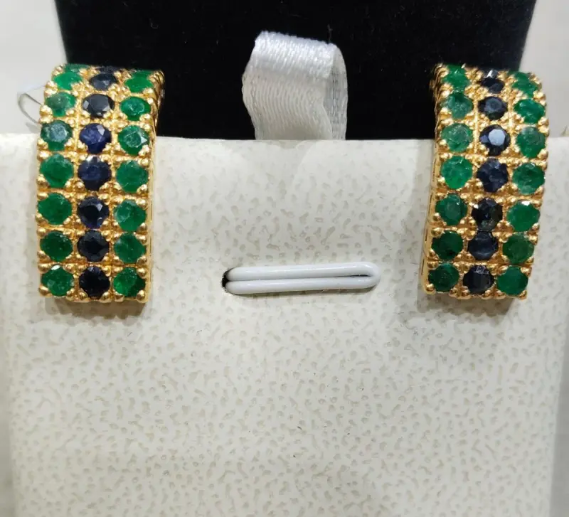 حلق مع احجار كريمه